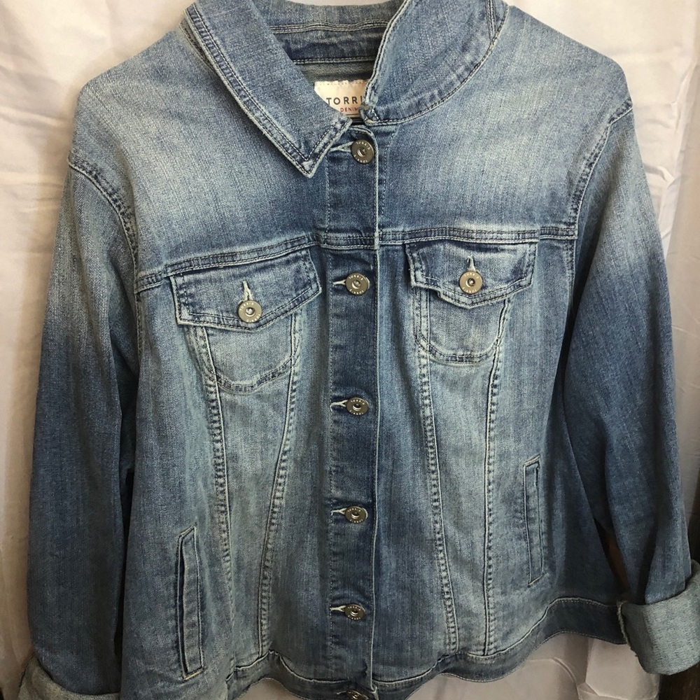 Torrid Brand Jean Jacket! Great Quality!!